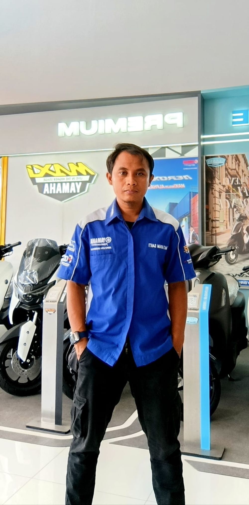 Foto Sales INDRA SUTRIONO